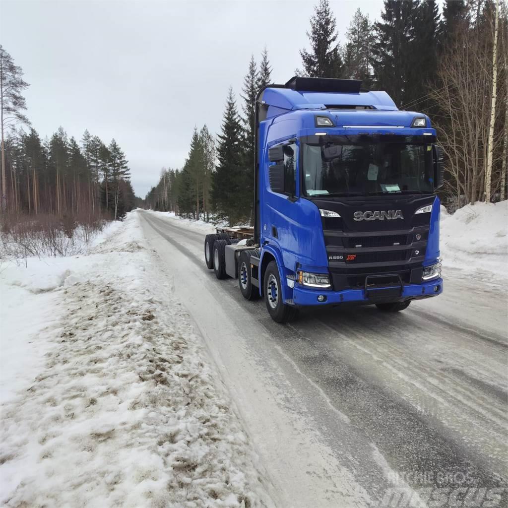 Scania R660 XT 8X4 Camion cabina sasiu