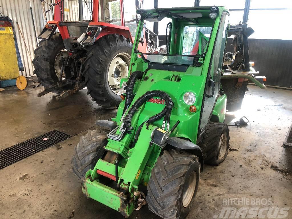 Avant 640 Dismantled: only spare parts Manipulatoare agricole