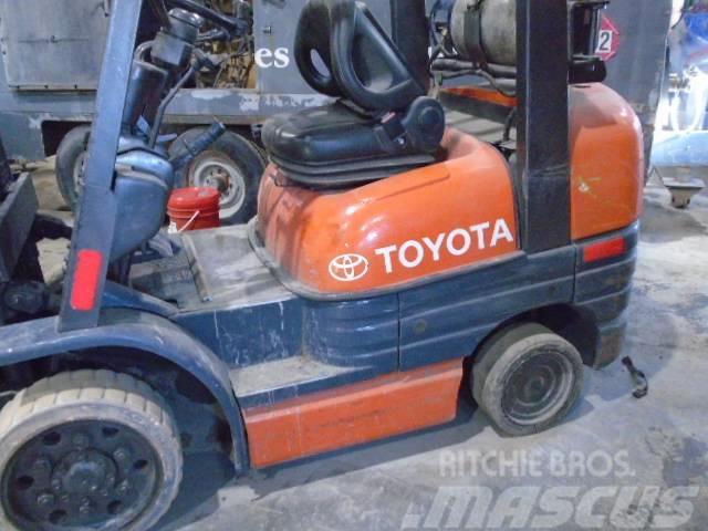 Toyota 52-6 FG U 30 Masini de teren dificil