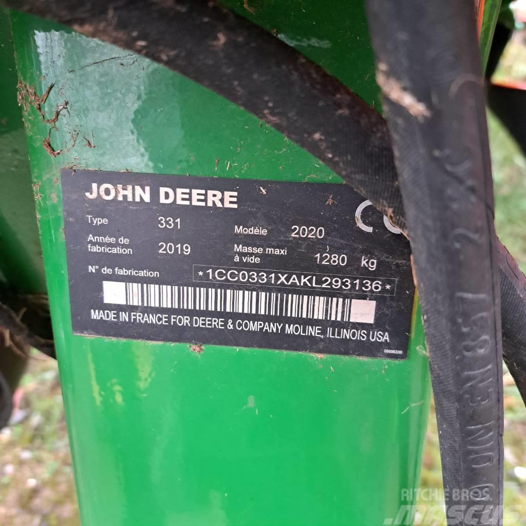 John Deere FC313 Round Baler Masina de balotat cilindric