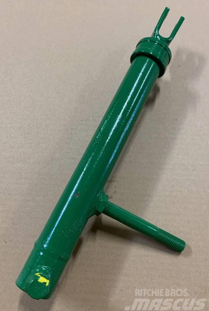 McHale Cylinder pull down arm   CRA00035 Hidraulice