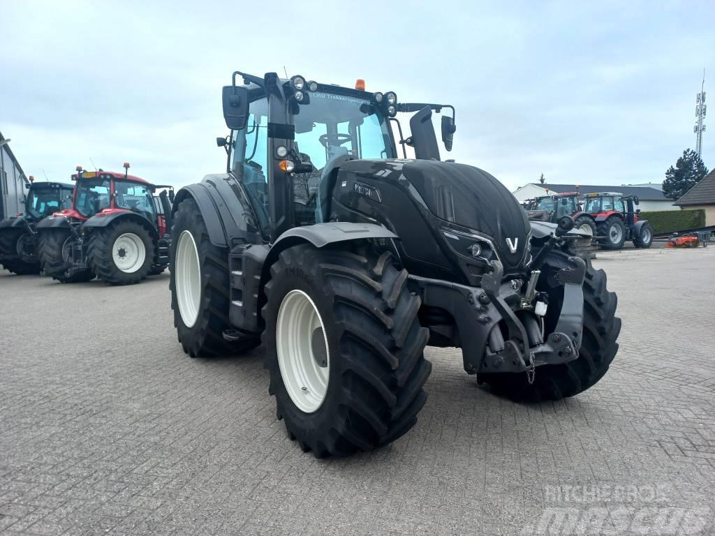 Valtra T174 Direct Smart Touch, 562 hours! Tractoare