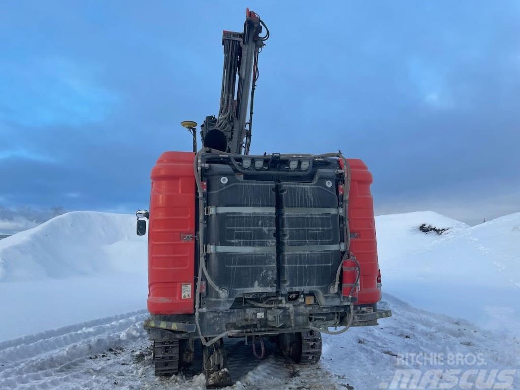 Sandvik DX 800i Echipamente de forare la suprafata