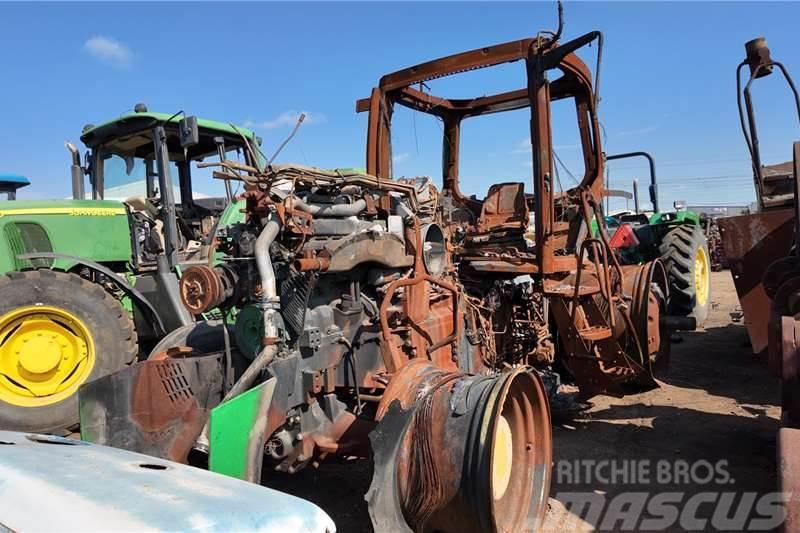 John Deere JD 8530 TractorÂ Now stripping for spares. Tractoare
