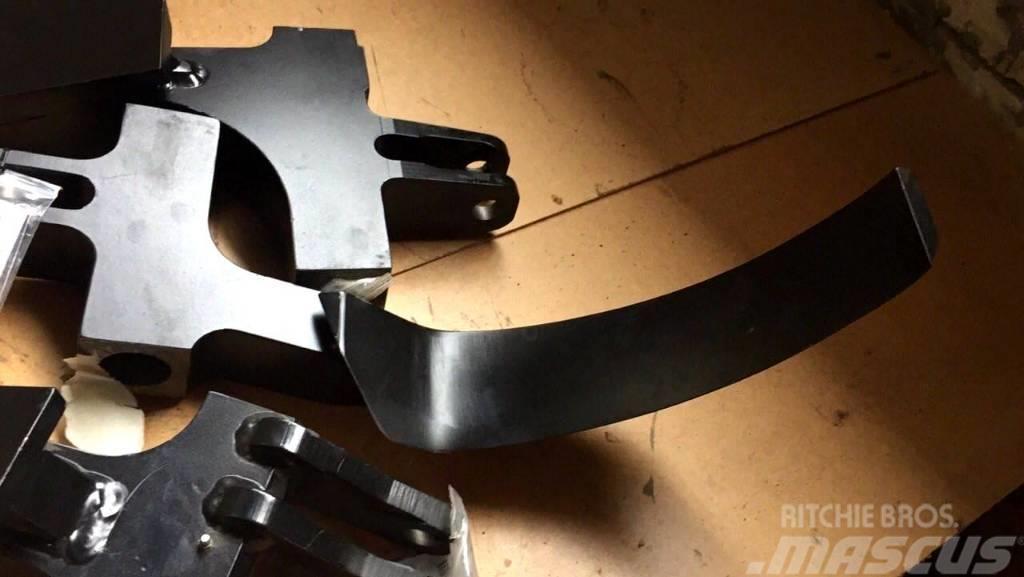 John Deere Harvester Head knives 754, 480, 480C Alte componente