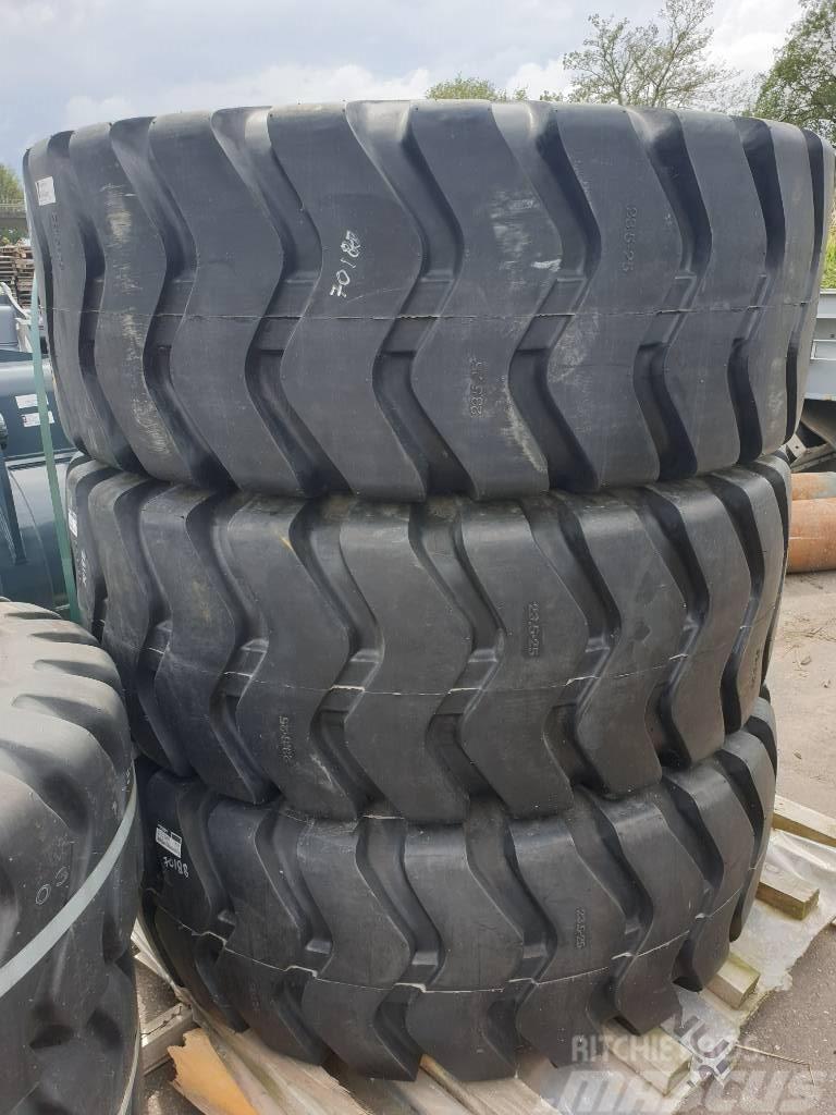 Triangle Loader tire 23.5-25, L3 Anvelope, roti si jante
