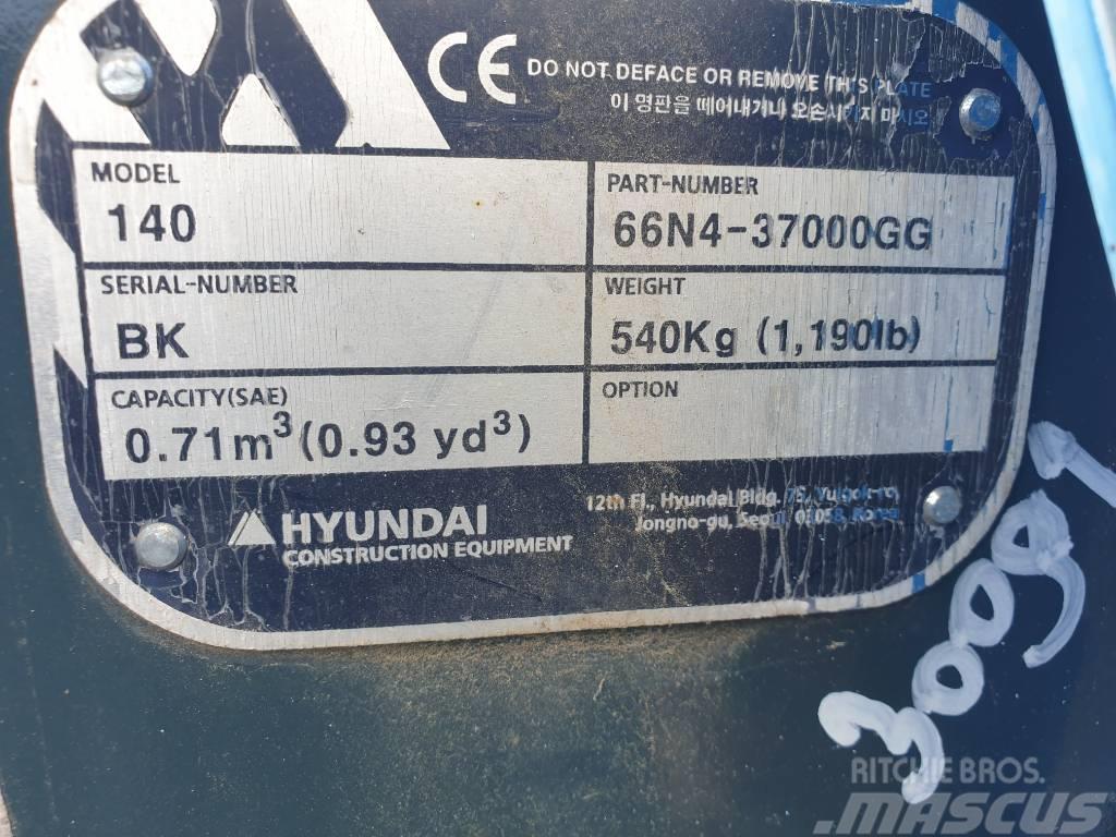 Hyundai Excavator digging bucket 140 66N4-37000GG Pistoane