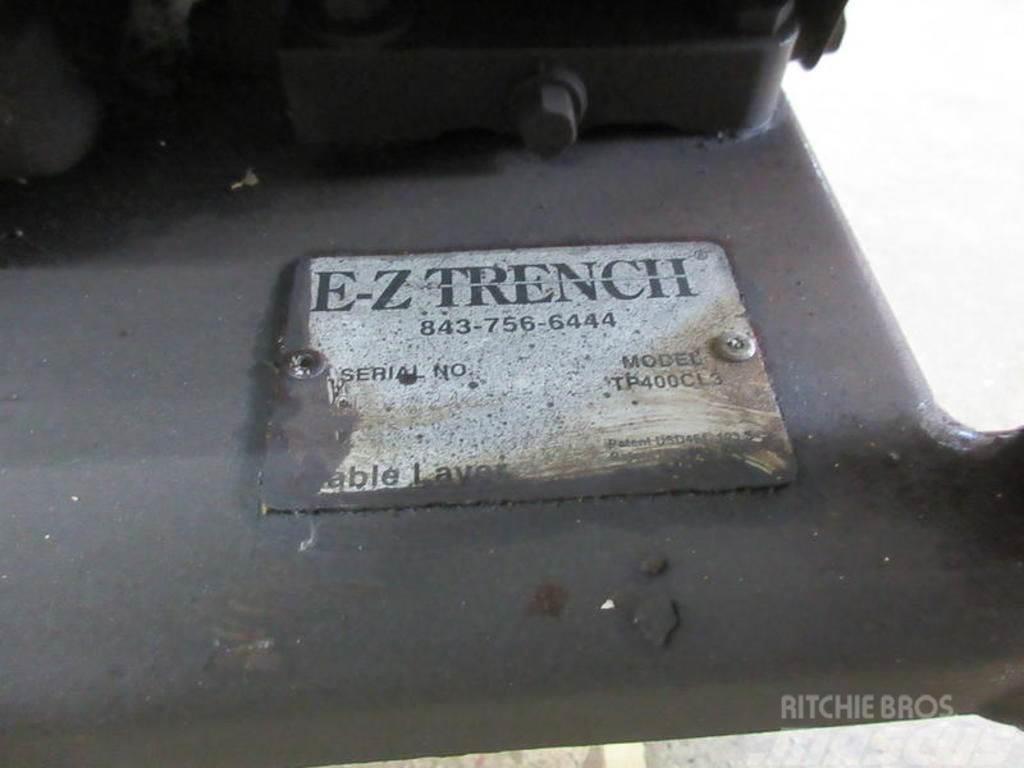  E-Z Trench TP400CL3 Excavatoare de santuri