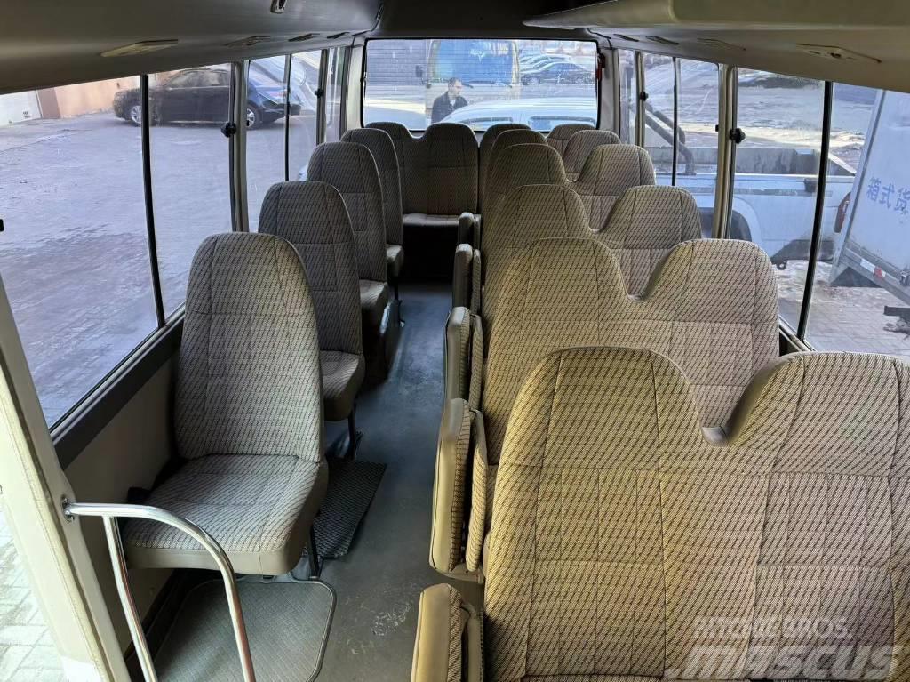 Toyota Coaster Bus Mini autobuze