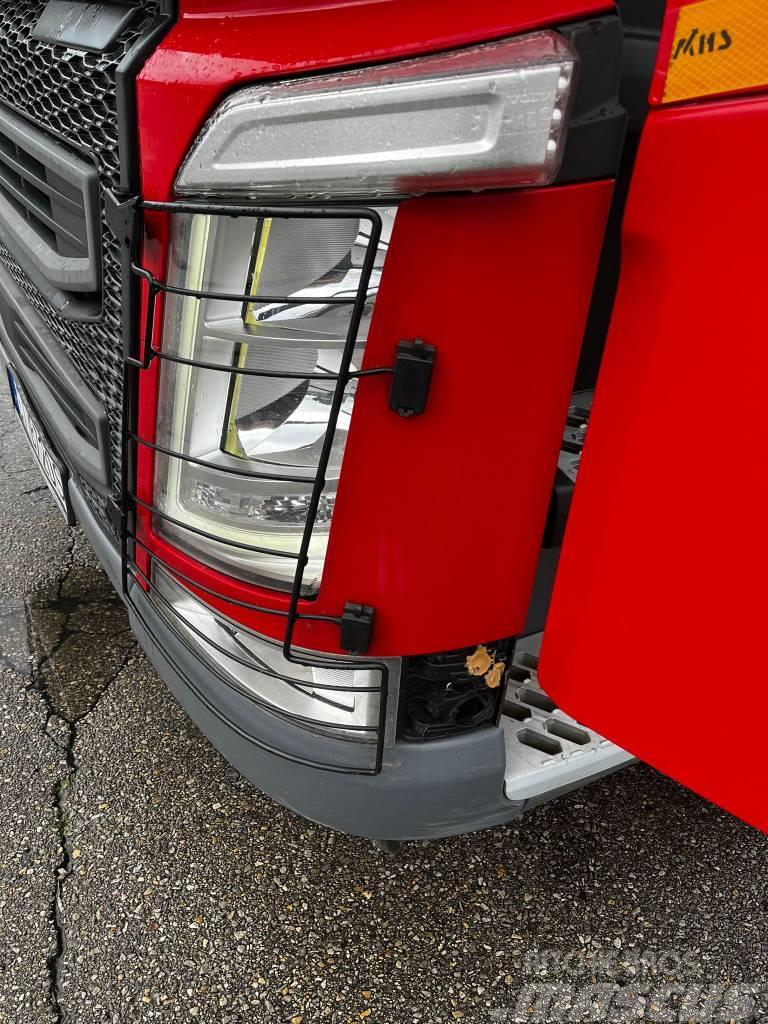 Volvo w zabudowie MHS FH Camion pentru lemne