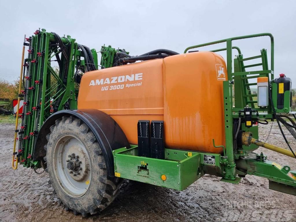 Amazone UG 3000 Special Tractoare agricole sprayers