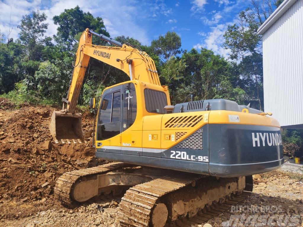 Hyundai R220LC-9S Excavatoare pe senile