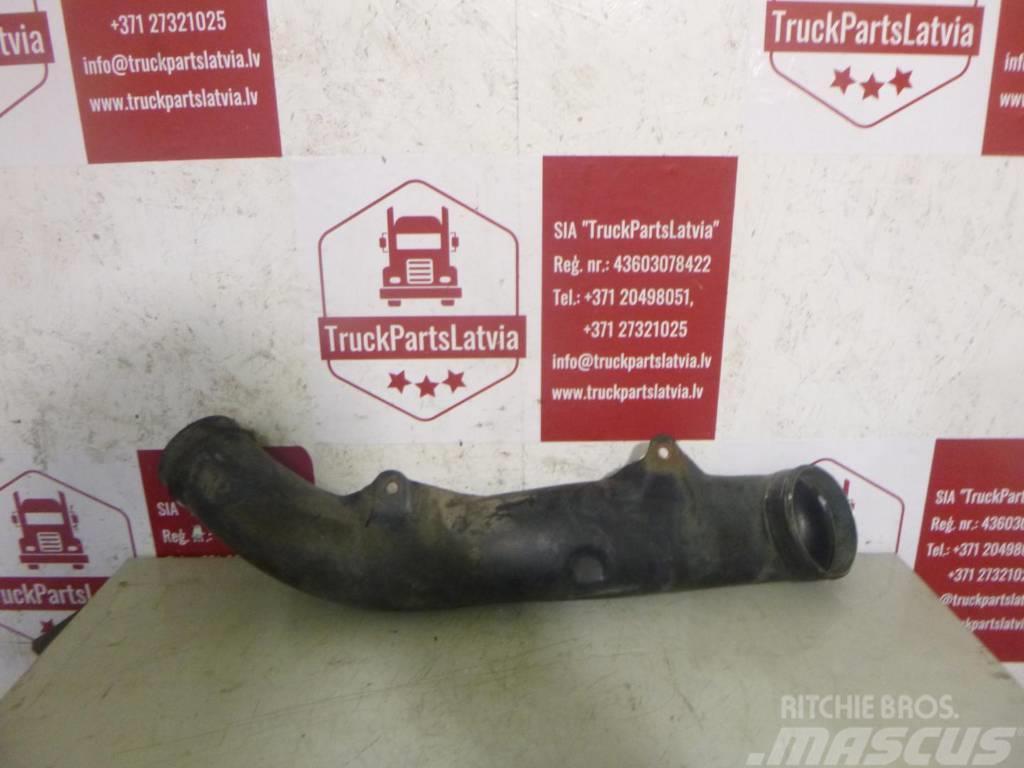 Mercedes-Benz Atego 817 Air filter pipe 970580208 Cabine si interior