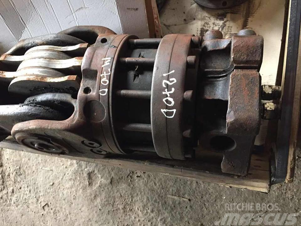 John Deere 1270D, 1470D Rotator Hidraulice