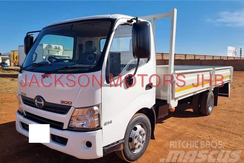Hino 300, 915, FITTED WITH DROPSIDE BODY Altele