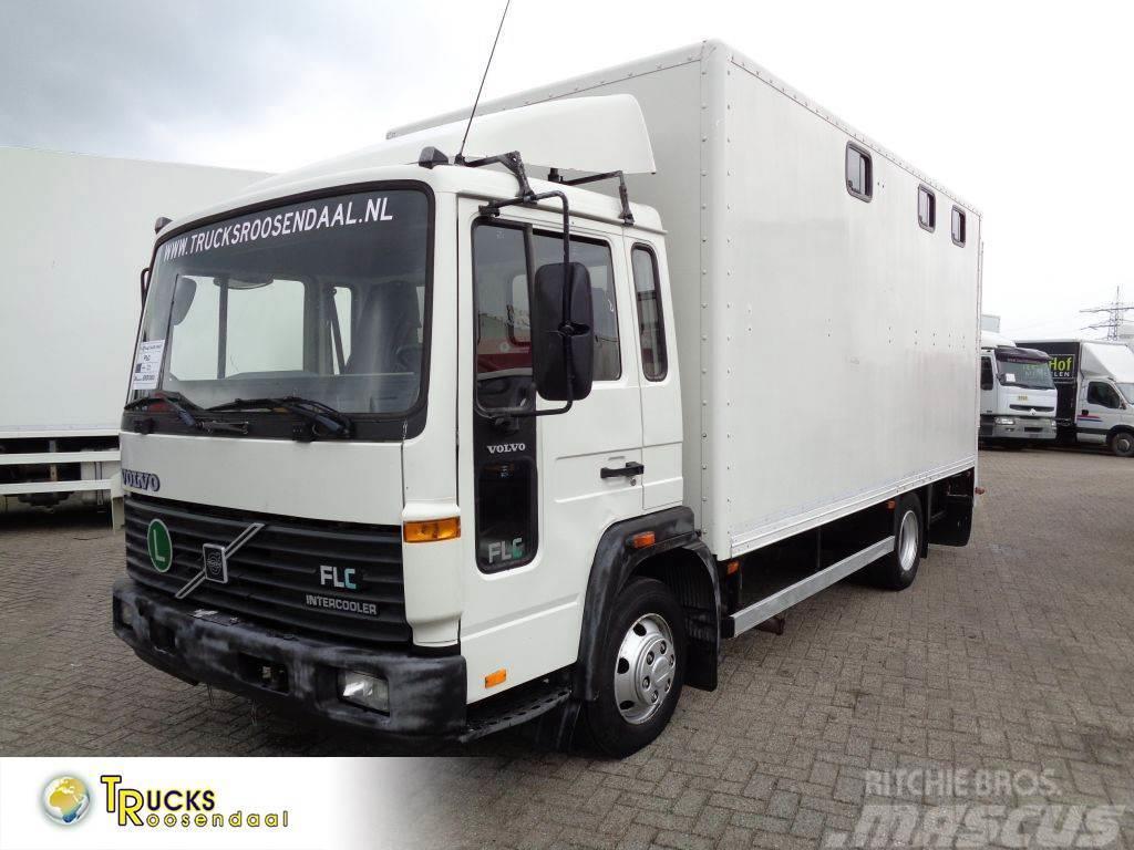 Volvo FLC + Manual + Horse transport Camioane transport animale