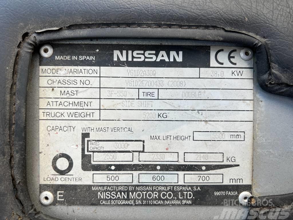 Nissan DX 30 Stivuitor diesel