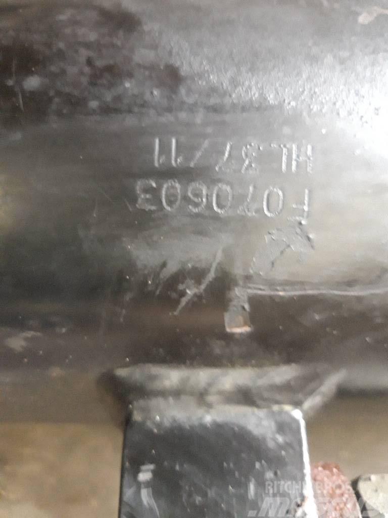John Deere 1270 E Boom base Tilt Cylinder Hidraulice