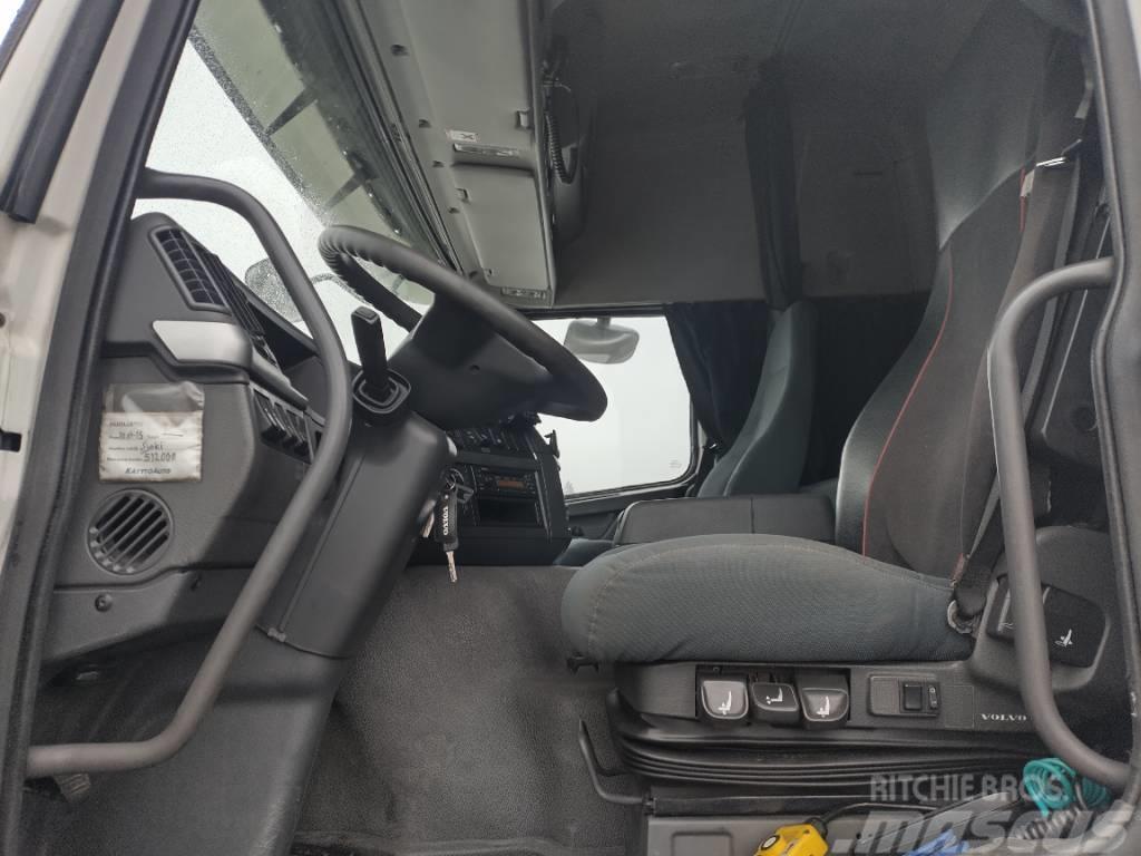 Volvo FM13 6x2 UUSI koneenkuljetuslava, vetovarustus Camioane platforma/prelata