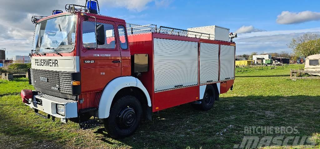 Iveco 120-23 RW2 Feuerwehr V8 4x4 Municipal/vehicul cu uz general