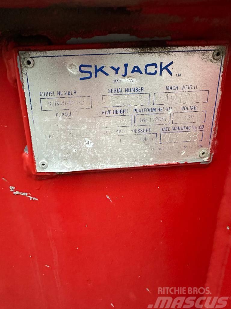 SkyJack SJ KB 46TK-RJ Nacele cu brat articulat