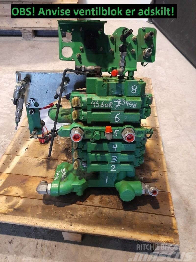John Deere 9560 R Remote control valve Hidraulice