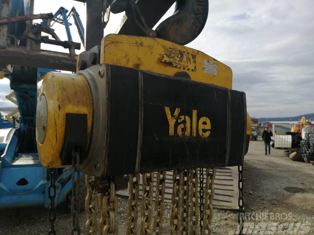 Yale Lift 360 Dispozitive de ridicare şi lifturi pentru materiale