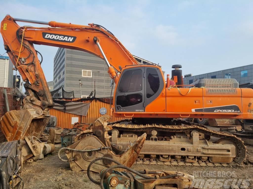 Doosan DX 530 LCA Excavatoare pe senile