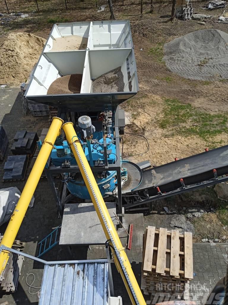 Constmach 30 m3/h Small Mobile Concrete Batching Plant Centrala beton