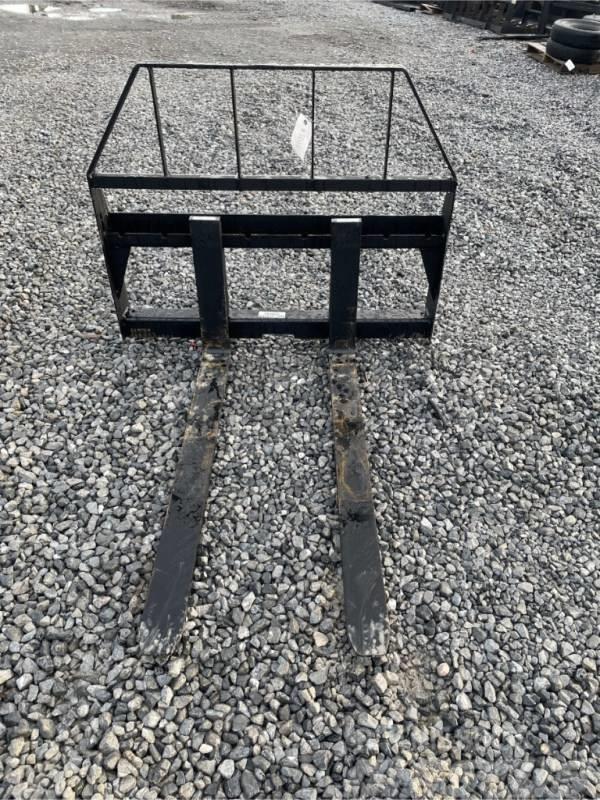  Pallet Forks Alte accesorii tractor