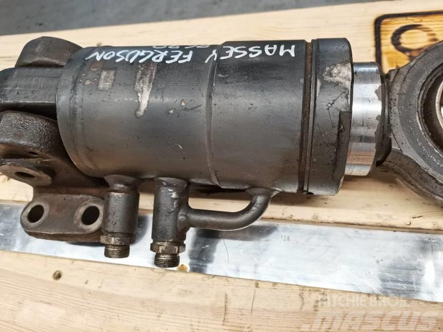 Massey Ferguson 8670  Axle suspension cylinder Sasiuri si suspensii