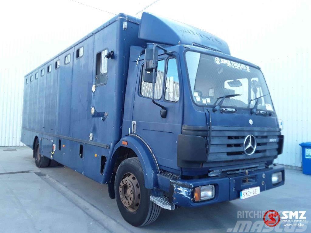 Mercedes-Benz 1820 RHD Camioane transport animale