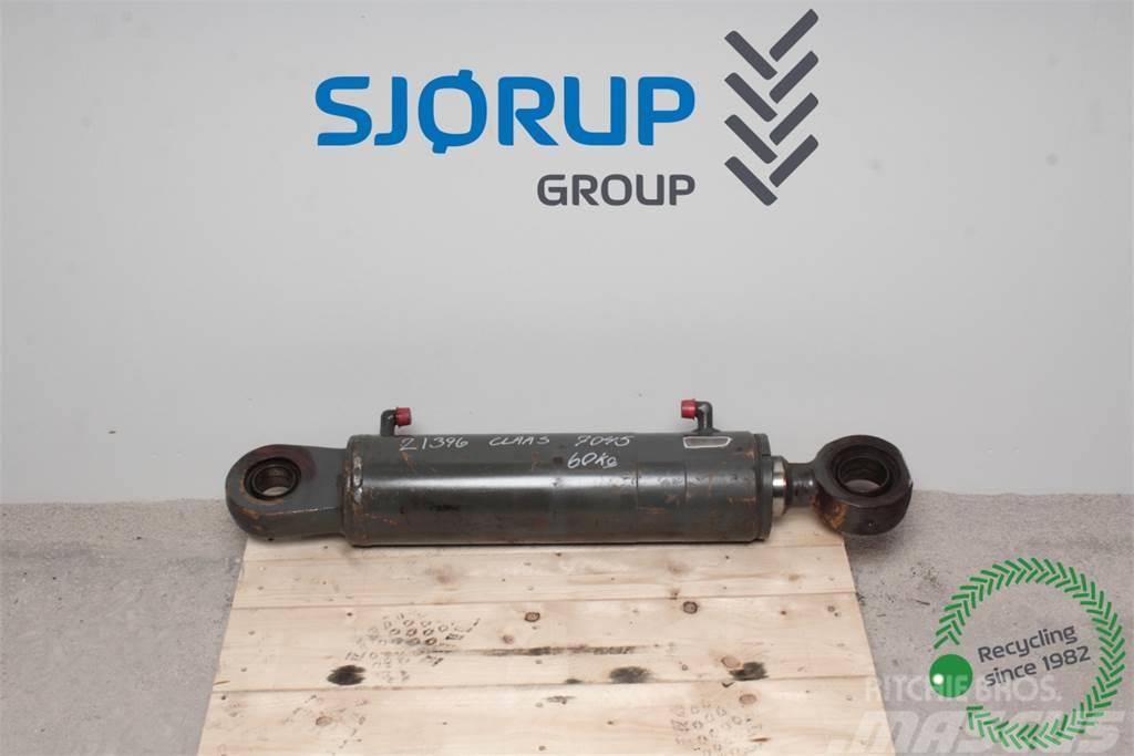 CLAAS Scorpion 7045 Hydraulic Cylinder Hidraulice