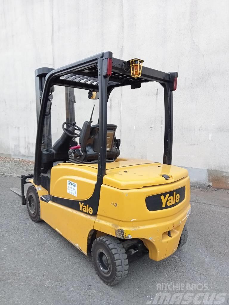 Yale ERP35 Stivuitor electric