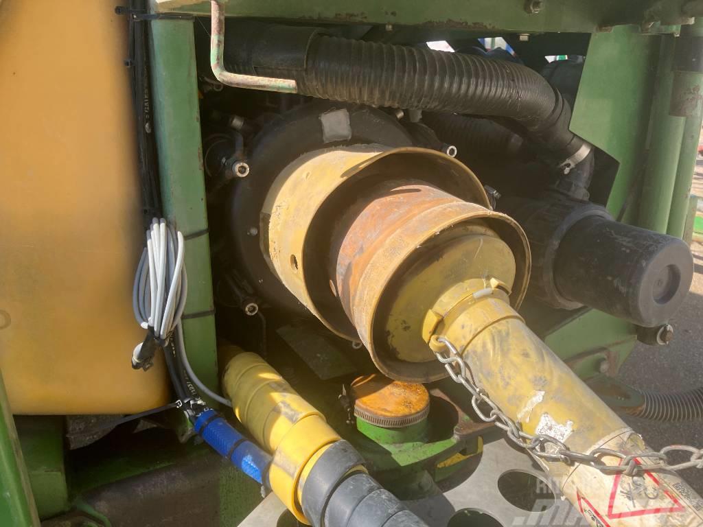 Amazone UG 3000 Power Tractoare agricole sprayers