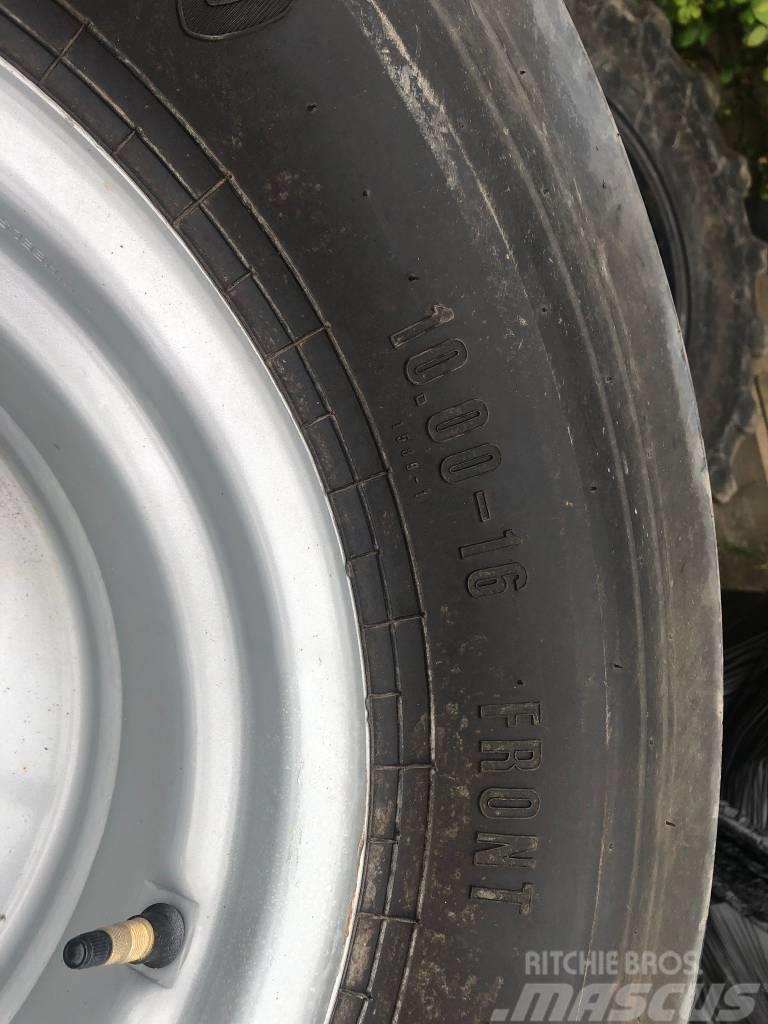 Massey Ferguson 10.00 16CP 10PR Wheels & Tyres Roti