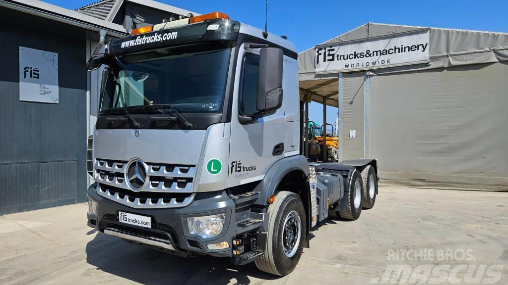Mercedes-Benz AROCS 2843 6x4 chassis ready for tipper Camion cabina sasiu