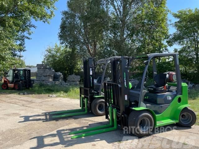 Toyota GreenLifter G15 Rough terrain forklift Stivuitor GPL