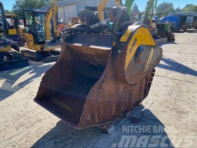 MB Crusher BF 90.3 S2 cupe zdrobitoare