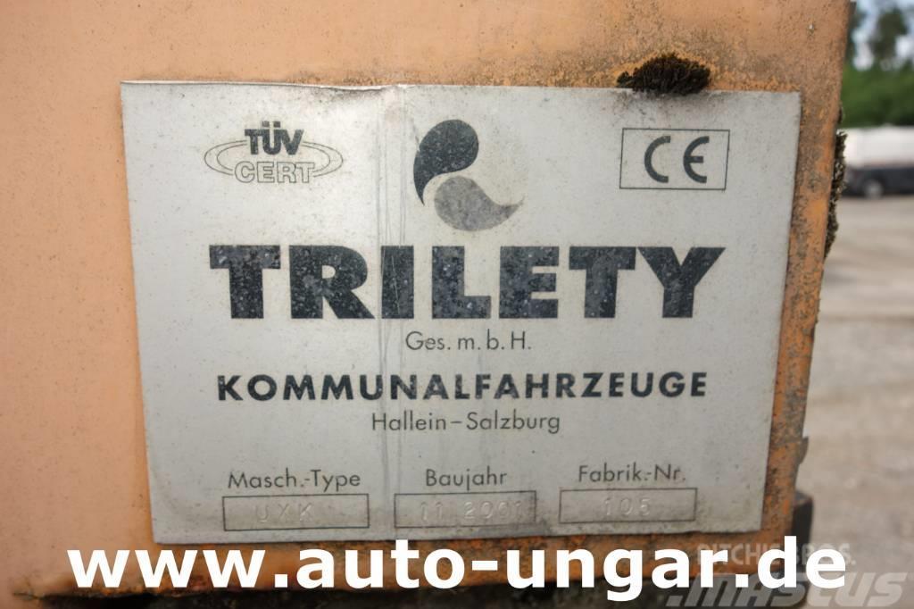 Multicar Trilety Kehraufbau für Multicar Bj. 2001 Kehraufsa Maturatori