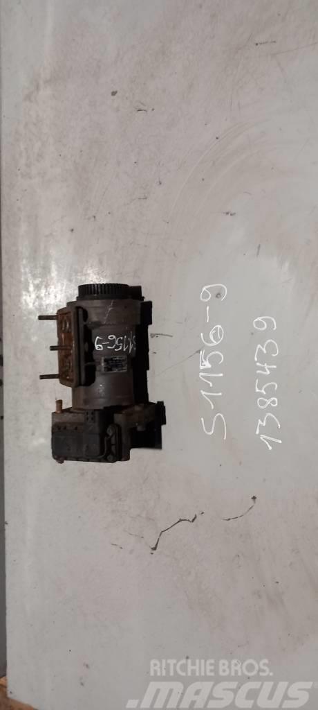 Scania R124.420 brake main valve 1385439 Frane