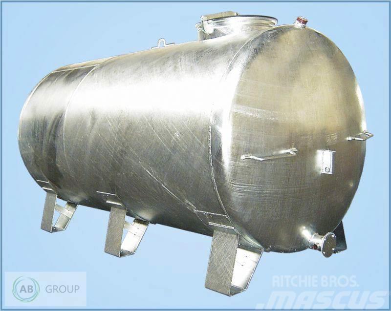  Inofama Wassertank 2500 l/Stationary water/Бак для Alte masini agricole