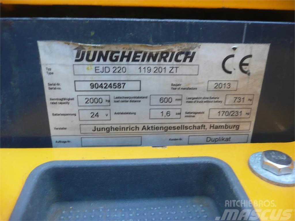 Jungheinrich EJD 220 201 ZT Transpaleti autopropulsanti