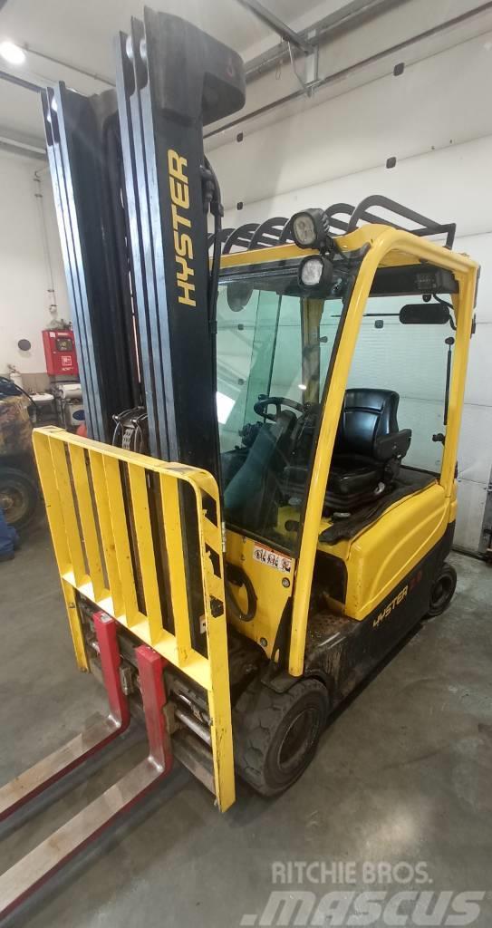 Hyster J 2.0 XN LWB Stivuitor electric