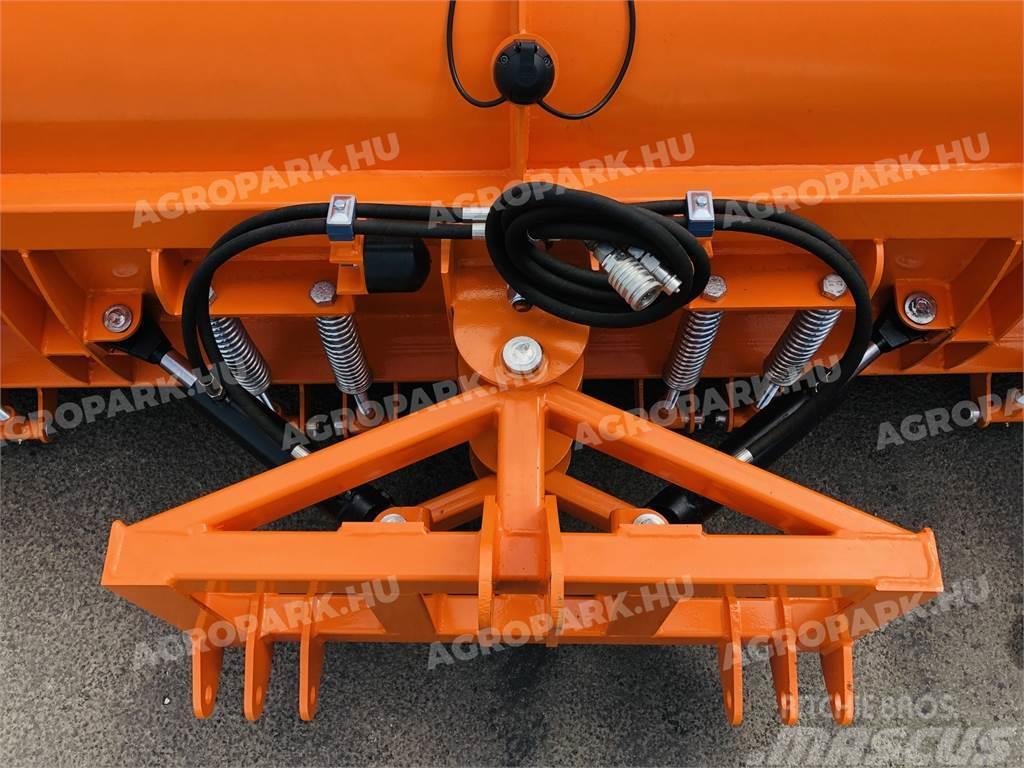  snow plough for front hydraulics 300 cm wide Alte masini si accesorii pentru încarcat si sapaturi