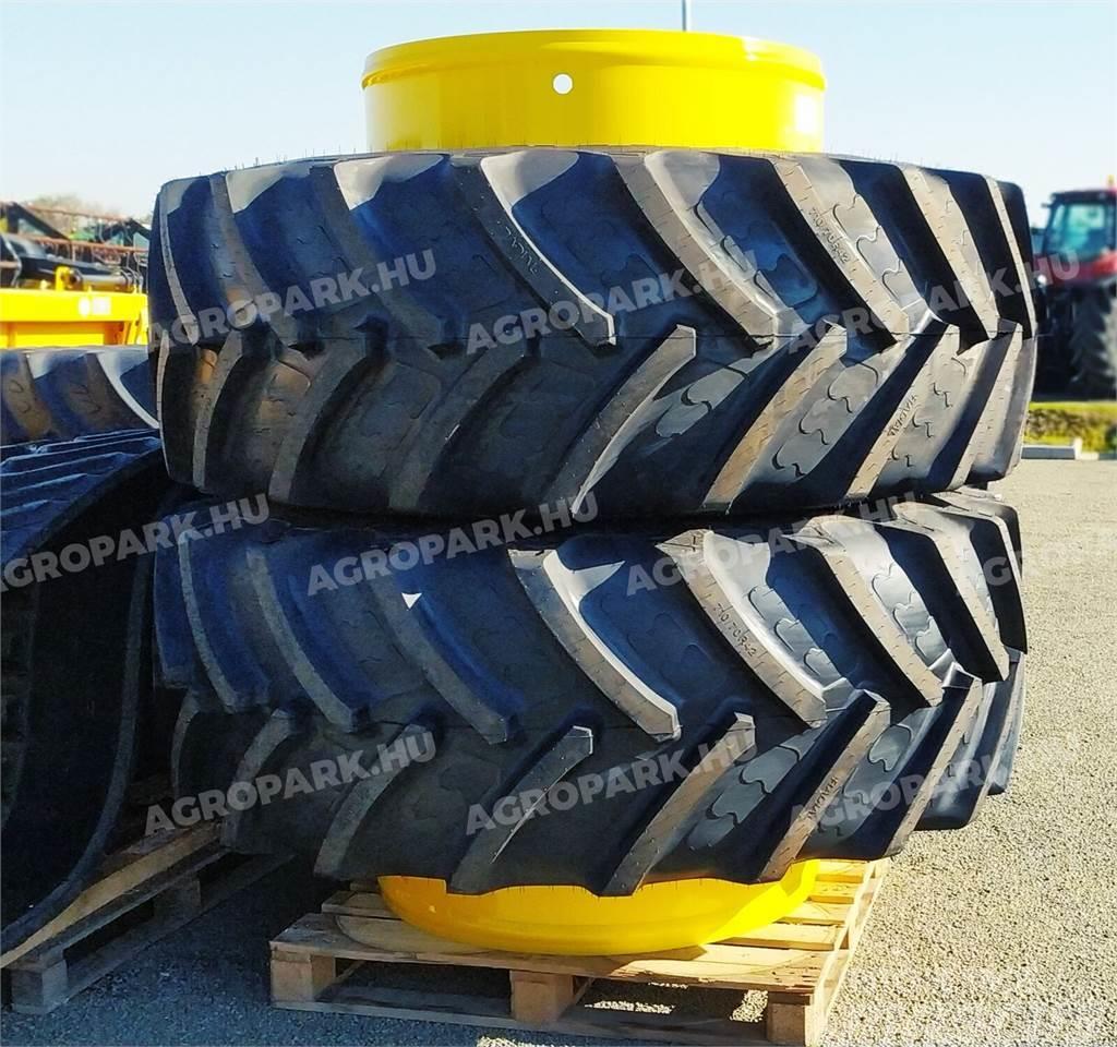  Twin wheel set with Alliance 650/85R38 tires, 1 pa Roti duble