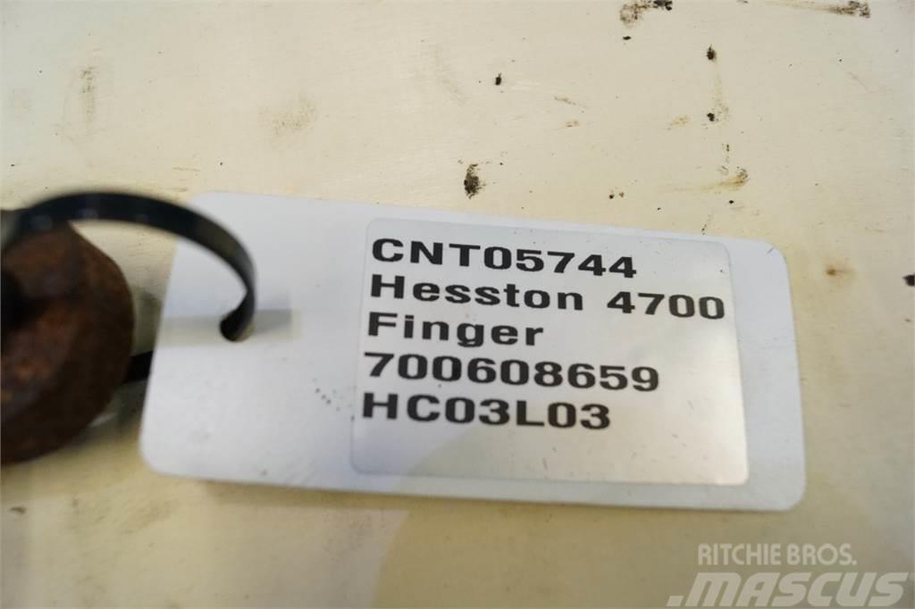 Hesston 4700 Cleme balot