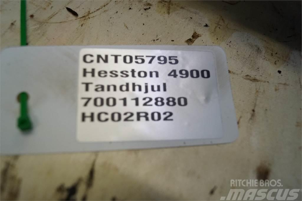 Hesston 4900 Alte echipamente pentru nutret