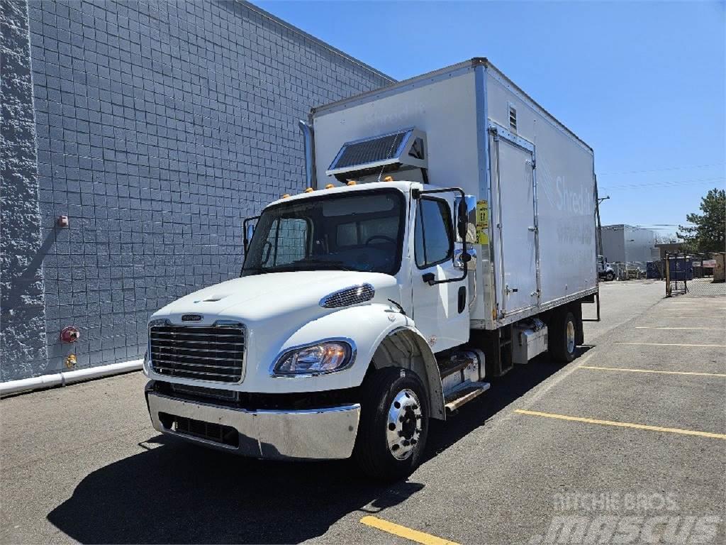 Freightliner Business Class M2-106 Autocamioane
