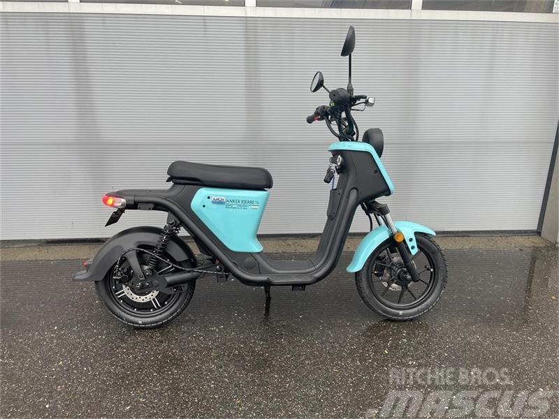 Niu  Uqi Sport 30 km/t el scooter fabriksny Masini